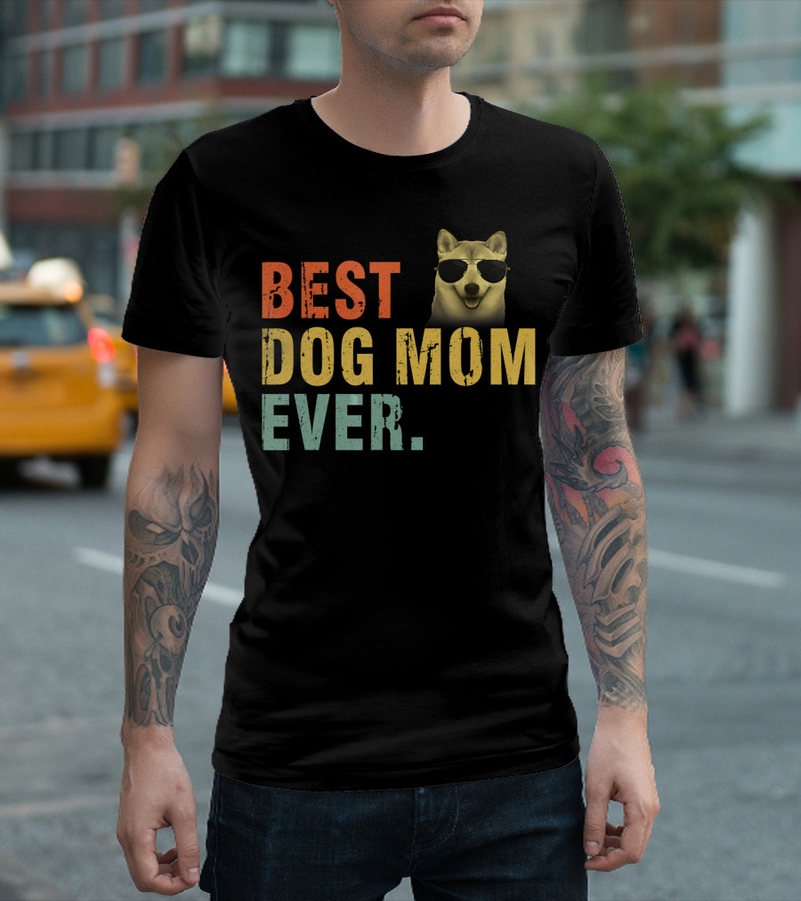Best Dog Mom Ever Vintage Akita Sunglasses T-Shirt