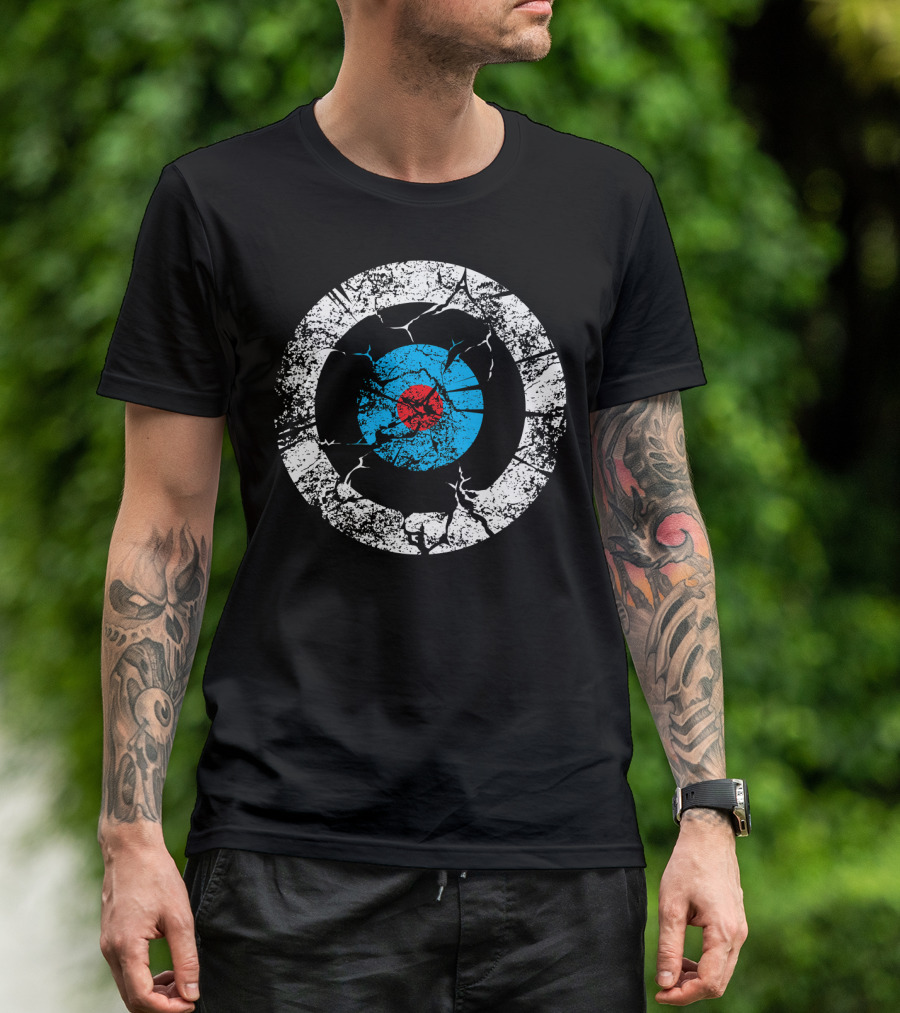 Cracked Archery Target With Blue And Red Bullseye For Funny Archer Athl T-Shirt