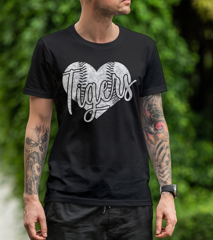 Tigers Heart Baseball Softball High School Stitching T-Shirt