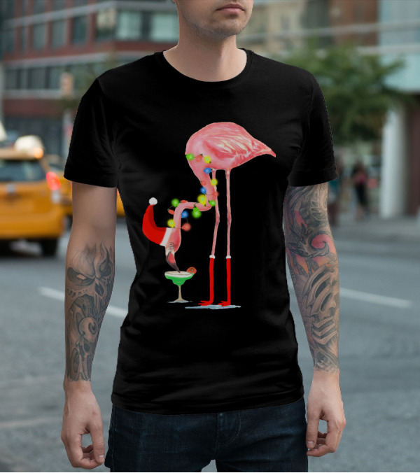 Flamingo Christmas Cocktail Santa Hat And Lights T-Shirt