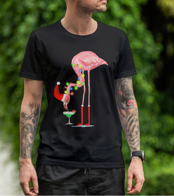 Flamingo Christmas Cocktail Santa Hat And Lights T-Shirt