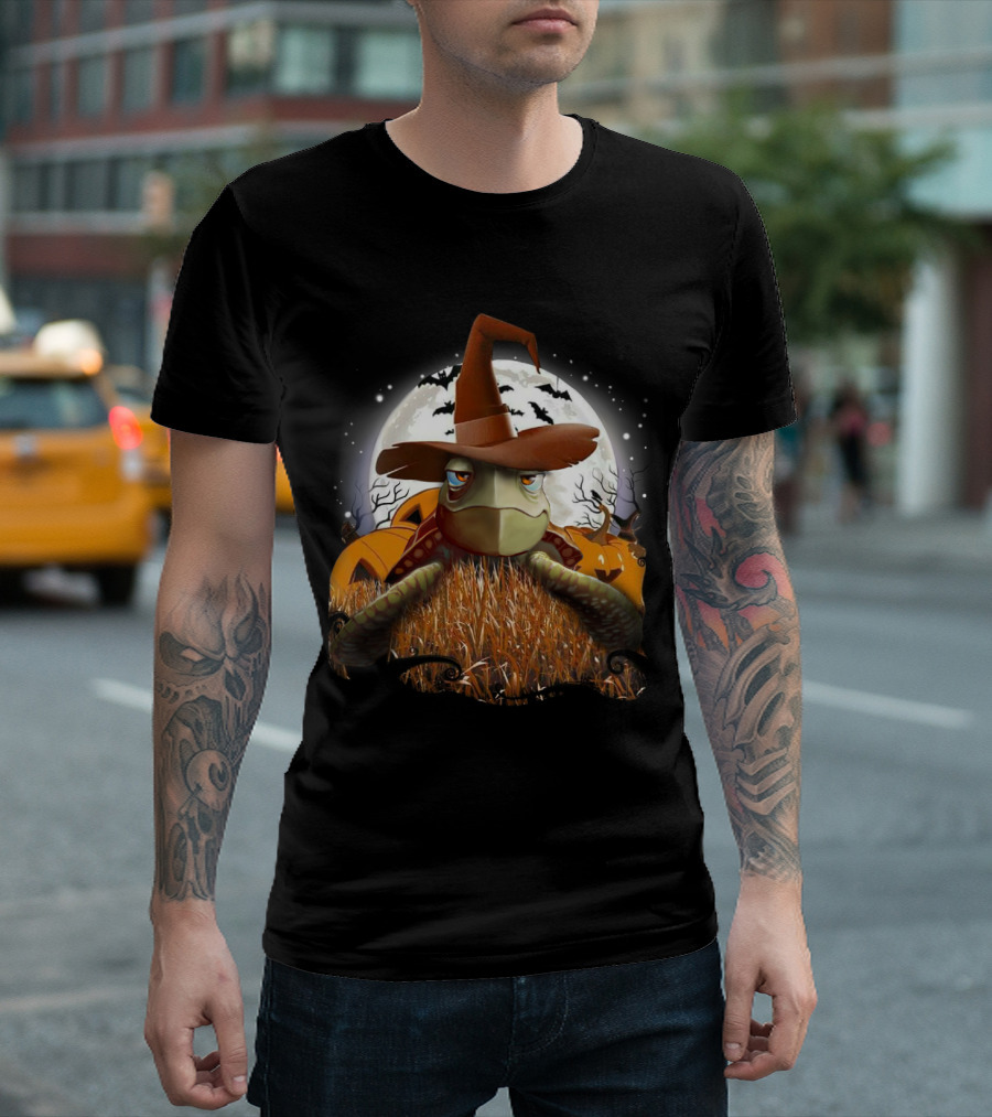 Halloween Turtle In Witch Hat Moonlit Pumpkin Patch T-Shirt