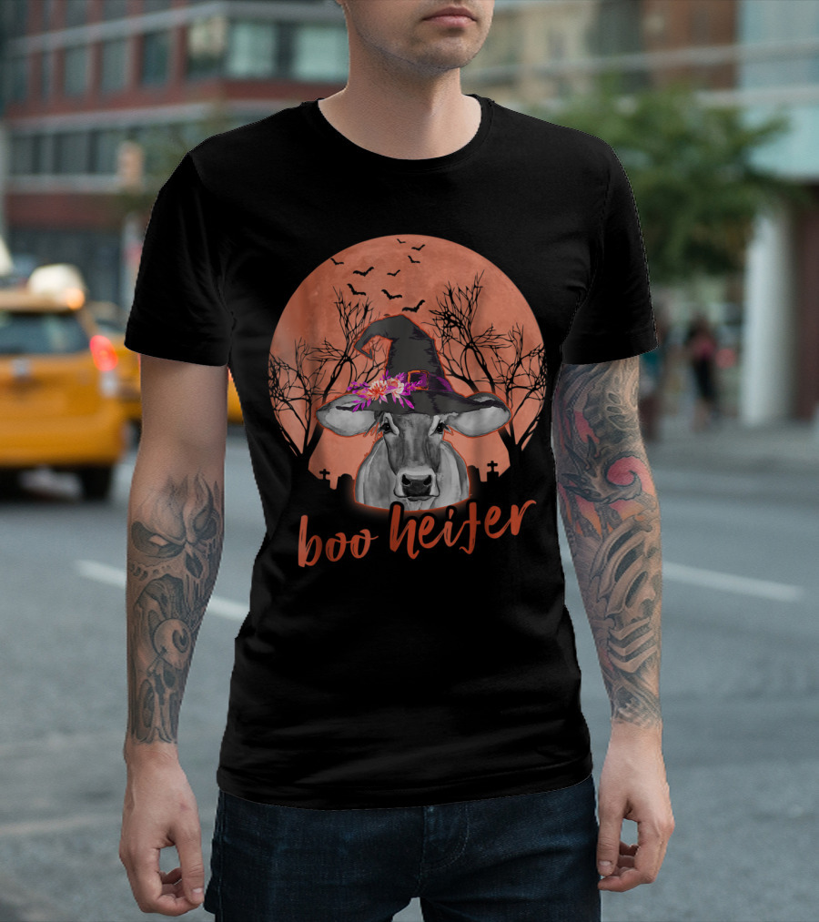 Boo Heifer Funny Cow Witch Hat Halloween Farmer Moon Bats T-Shirt