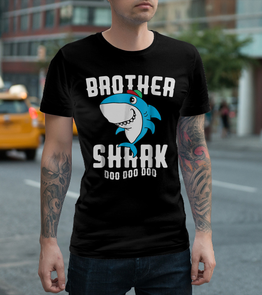 Brother Shark Doo Doo Doo Boy Men Birthday T-Shirt