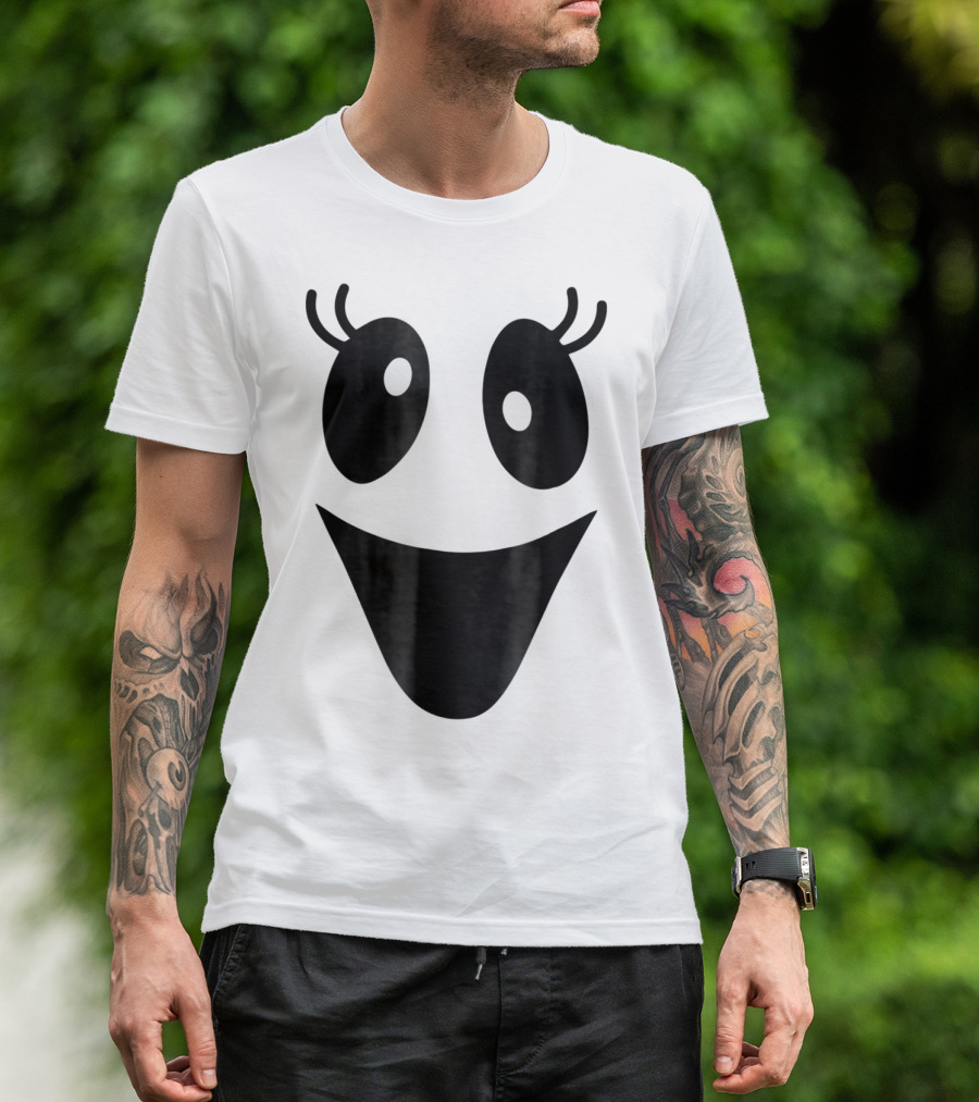Cute Halloween Ghost Face With Lashes T-Shirt