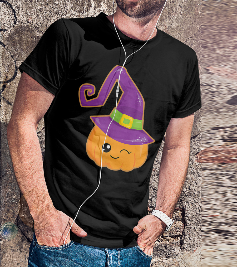 Cute Halloween Pumpkin With Purple Witch Hat And Winking Face T-Shirt