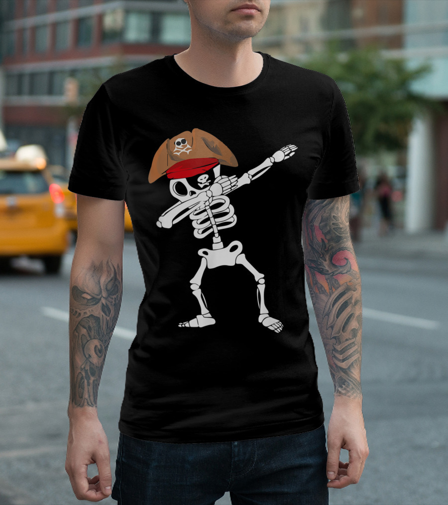Pirate Skeleton Dabbing Halloween Skull Hat T-Shirt
