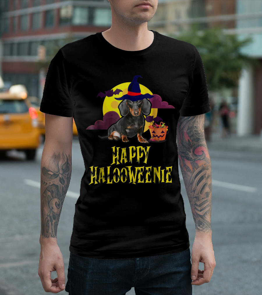 Happy HalloWeenie Dachshund Wizard Hat Moon T-Shirt