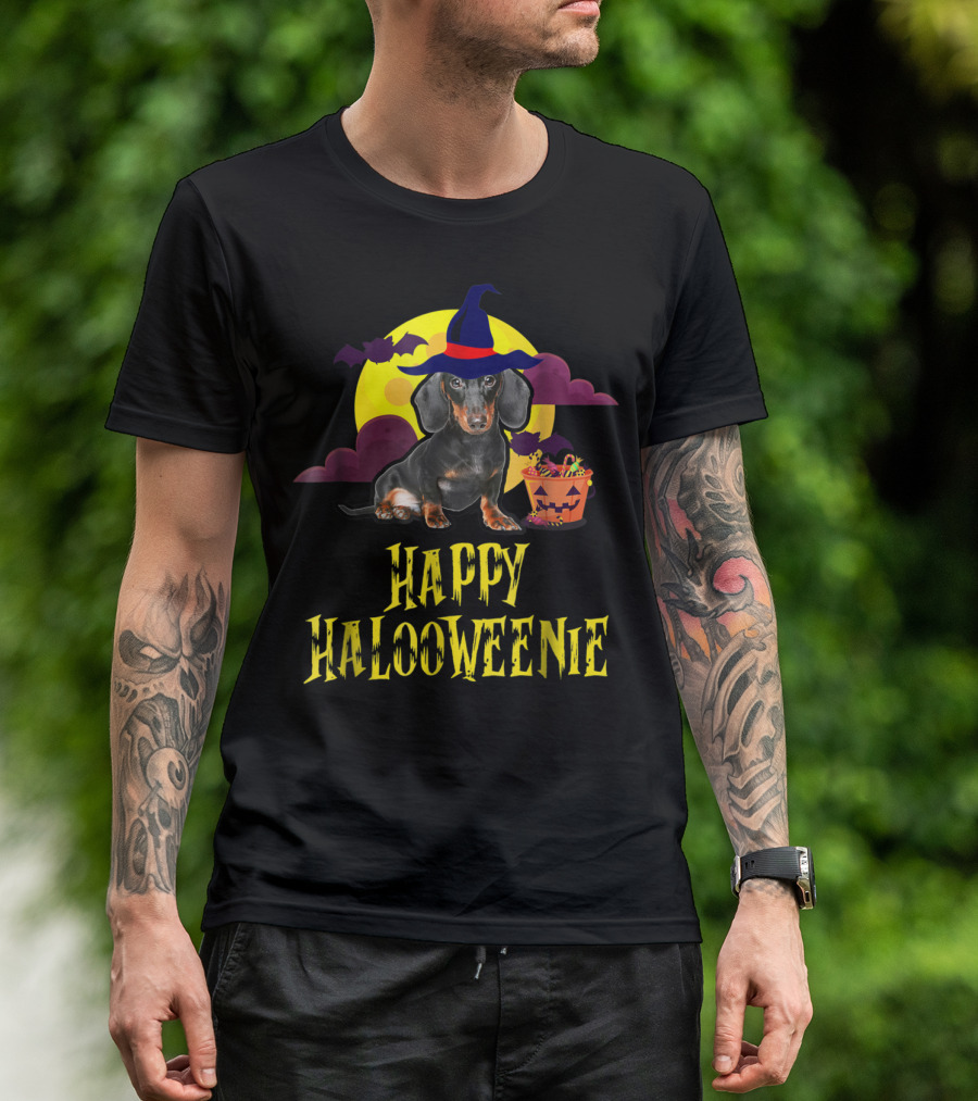 Happy HalloWeenie Dachshund Wizard Hat Moon T-Shirt