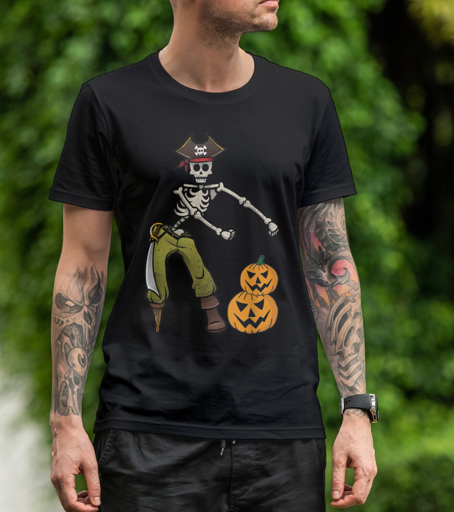 Skeleton Pirate Flossing With Halloween Pumpkins T-Shirt