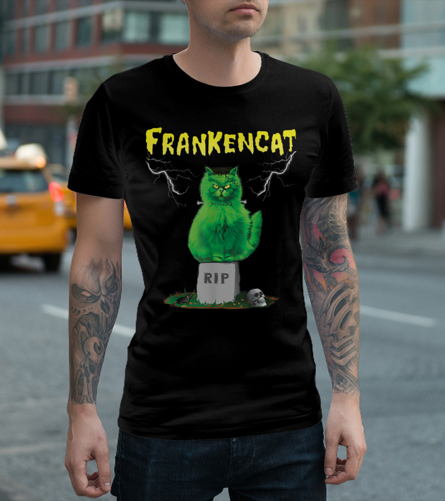 Frankencat Halloween Spooky Cute Cat Lover Graveyard Lightning Skull T-Shirt