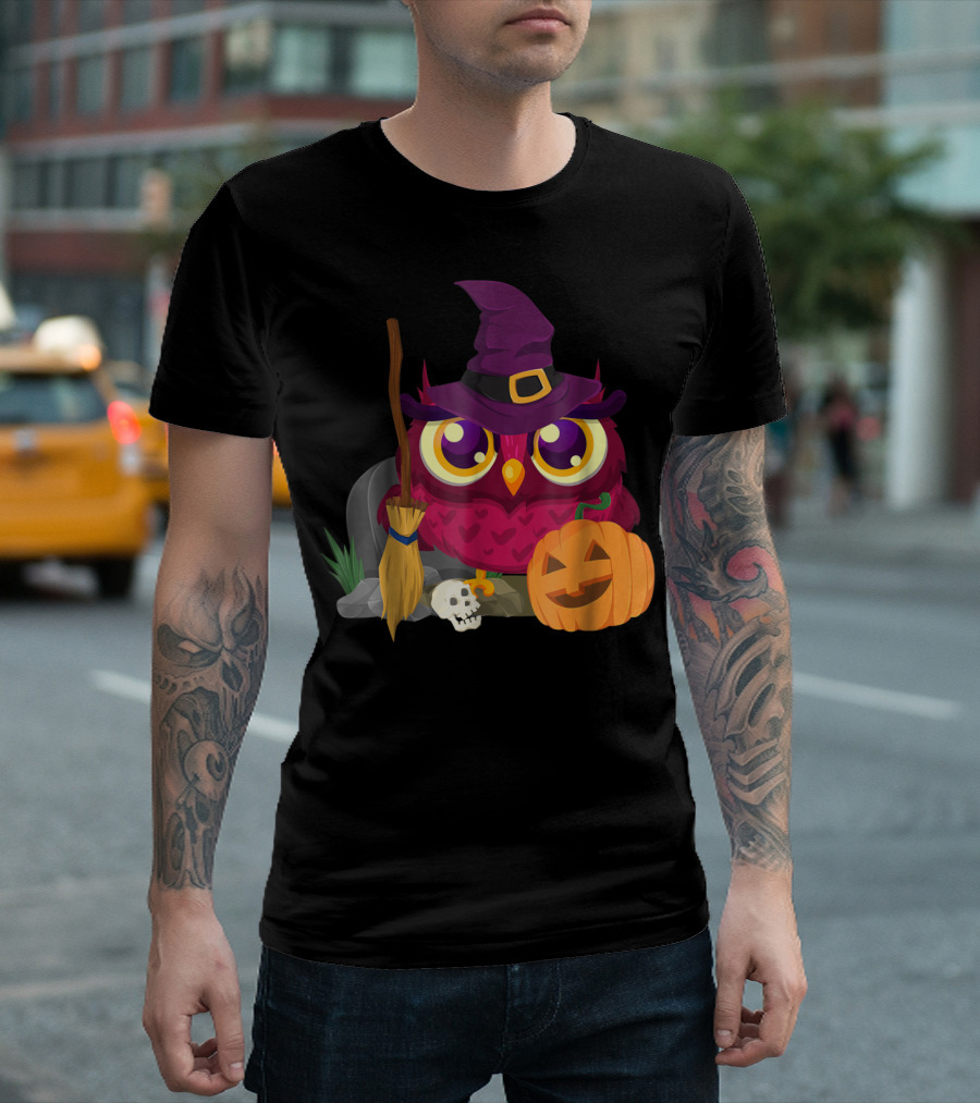 Funny Halloween Owl Witch Hat Broomstick Pumpkin Skull T-Shirt