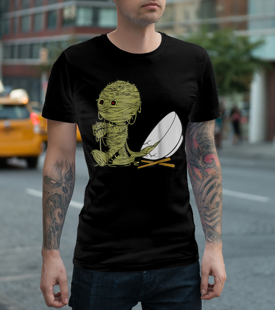 Funny Mummy Ramen Noodles Character With Bowl and Chopsticks T-Shirt