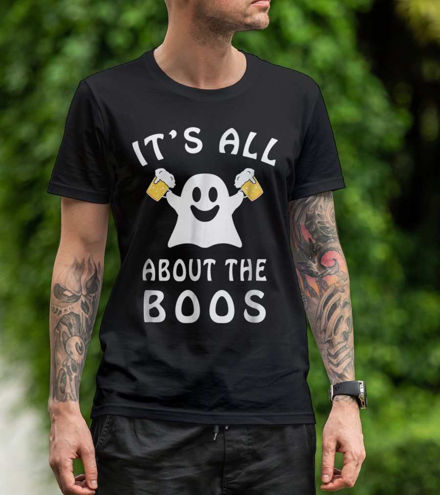 IT'S ALL ABOUT THE BOOS Ghost Holding Beer Mugs T-Shirt