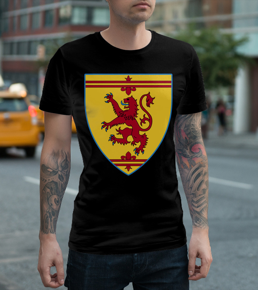Knight Shield Halloween Costume Heraldic English Lion Crest T-Shirt
