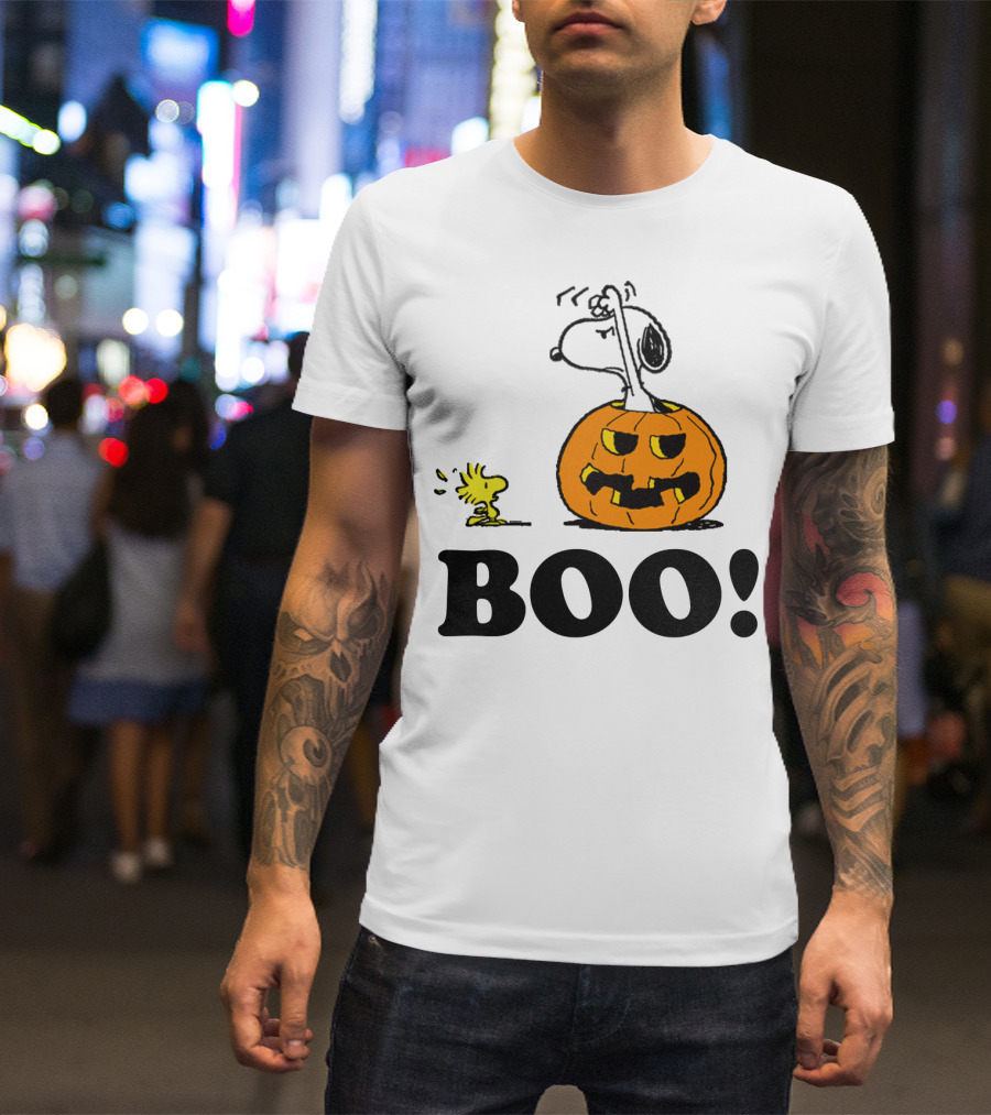 Peanuts Halloween Snoopy Woodstock Pumpkin Boo T-Shirt