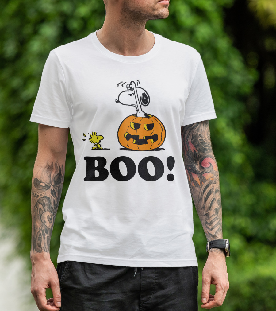 Peanuts Halloween Snoopy Woodstock Pumpkin Boo T-Shirt