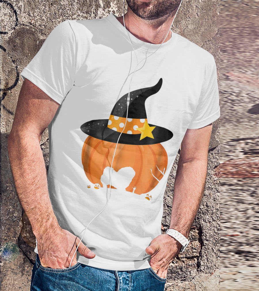 Pekingese Dog In Pumpkin Witch Hat Halloween T-Shirt