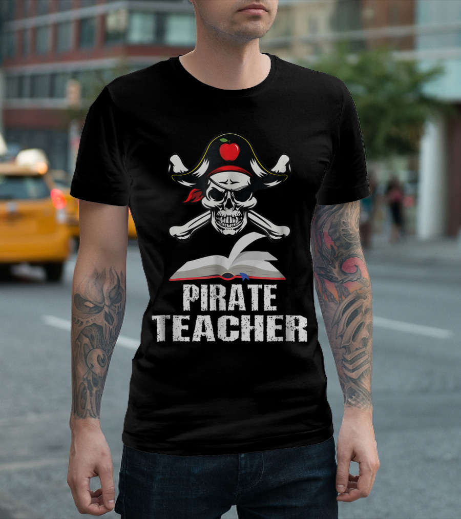 Pirate Teacher Skull And Crossbones Book Apple Hat T-Shirt