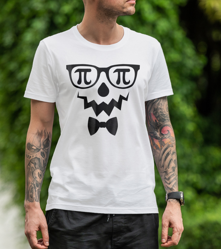 Pumpkin Pi Nerd Glasses Bow Tie T-Shirt
