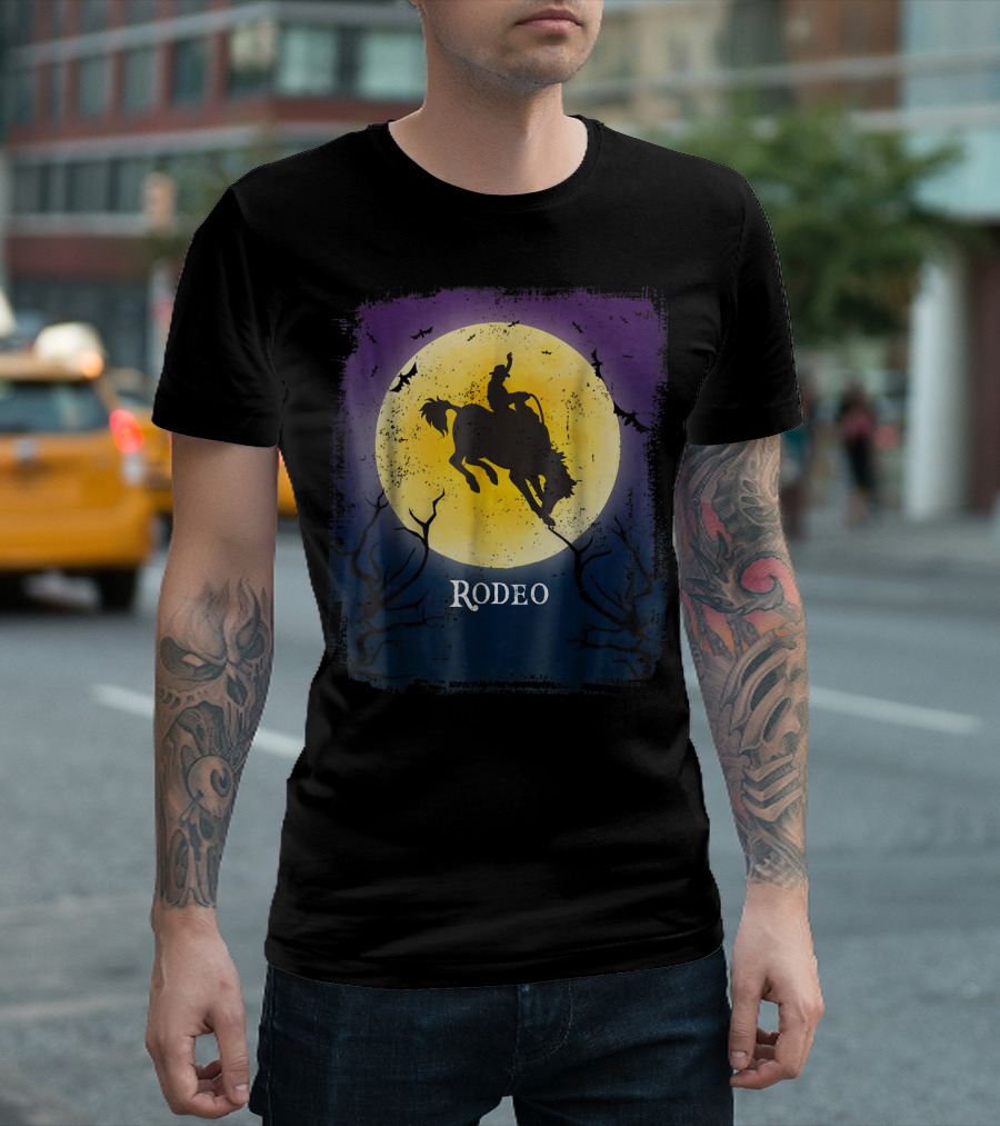 Rodeo Cowboy Halloween Saddle Bronc Full Moon Bat T-Shirt