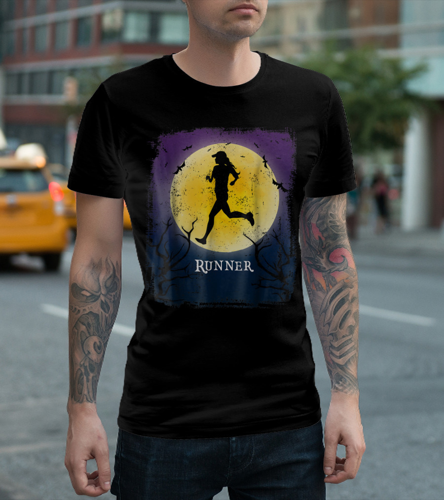 Runner Halloween Moon Silhouette Vintage Marathon T-Shirt