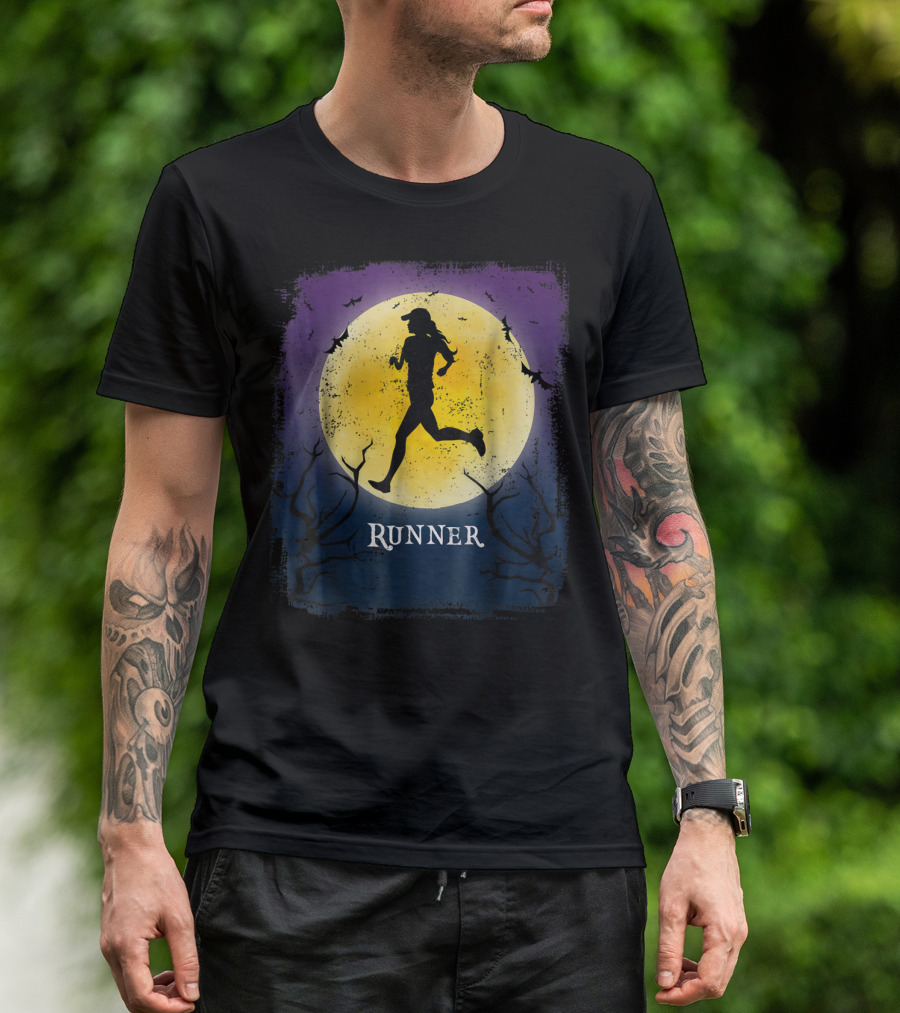 Runner Halloween Moon Silhouette Vintage Marathon T-Shirt