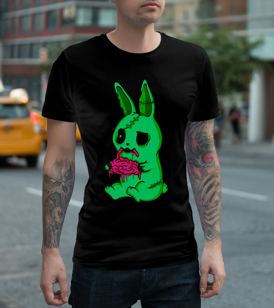 Scary Halloween Green Easter Bunny Zombie Eating Brains T-Shirt