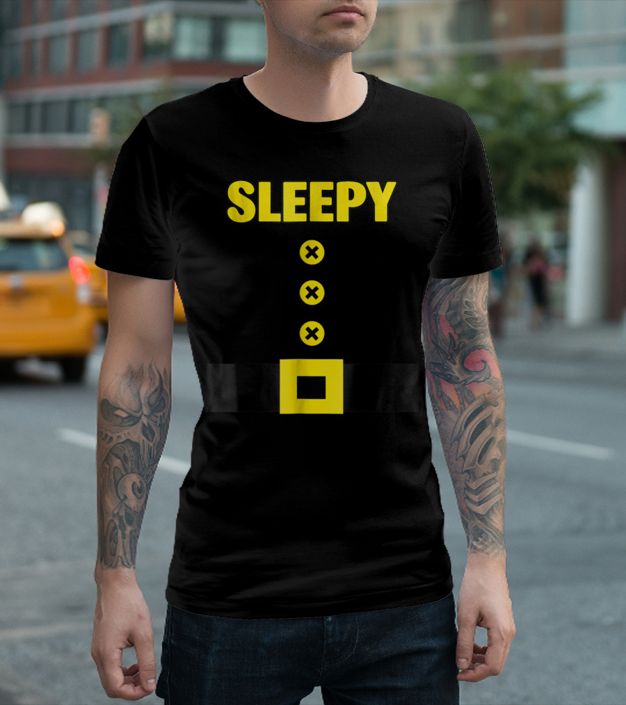 Sleepy Belt Buckle Dwarf Costume T-Shirt