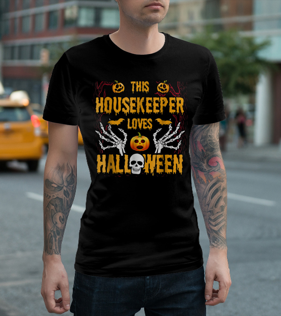 Halloween Skeleton Hands Housekeeper Pumpkin Skull T-Shirt