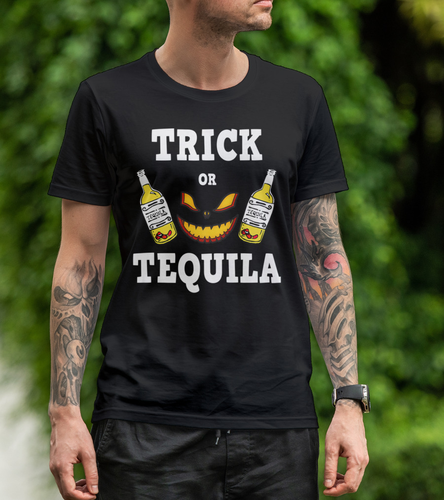 Trick Or Tequila Halloween Jack-O'-Lantern Bottles T-Shirt