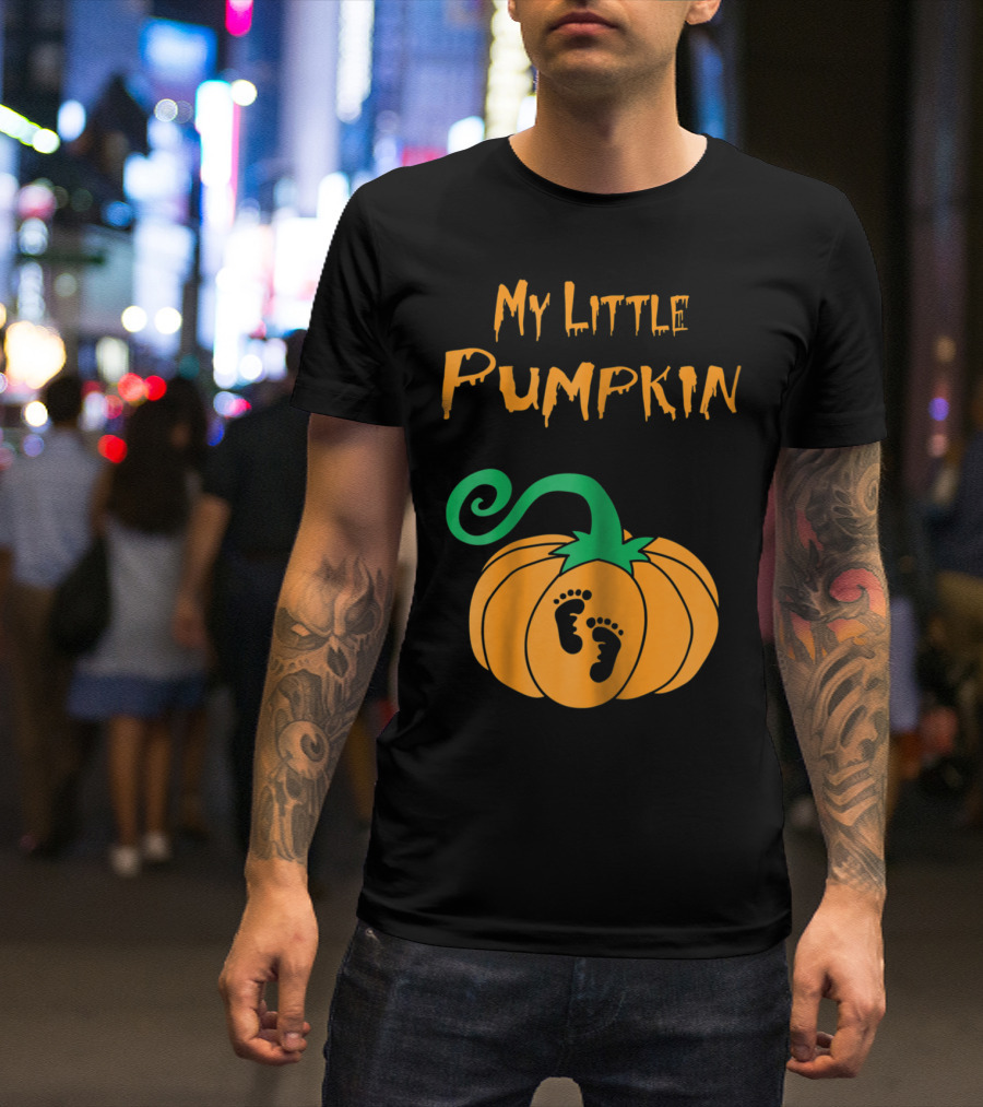 My Little Pumpkin Pregnancy Footprints On Orange Pumpkin T-Shirt