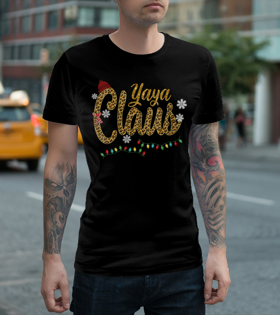 Yaya Claus Leopard Christmas Snowflake Lights Funny Yaya T-Shirt