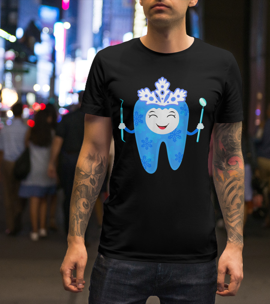 Frozen Christmas Tooth With Snowflakes Dentist Humor T-Shirt