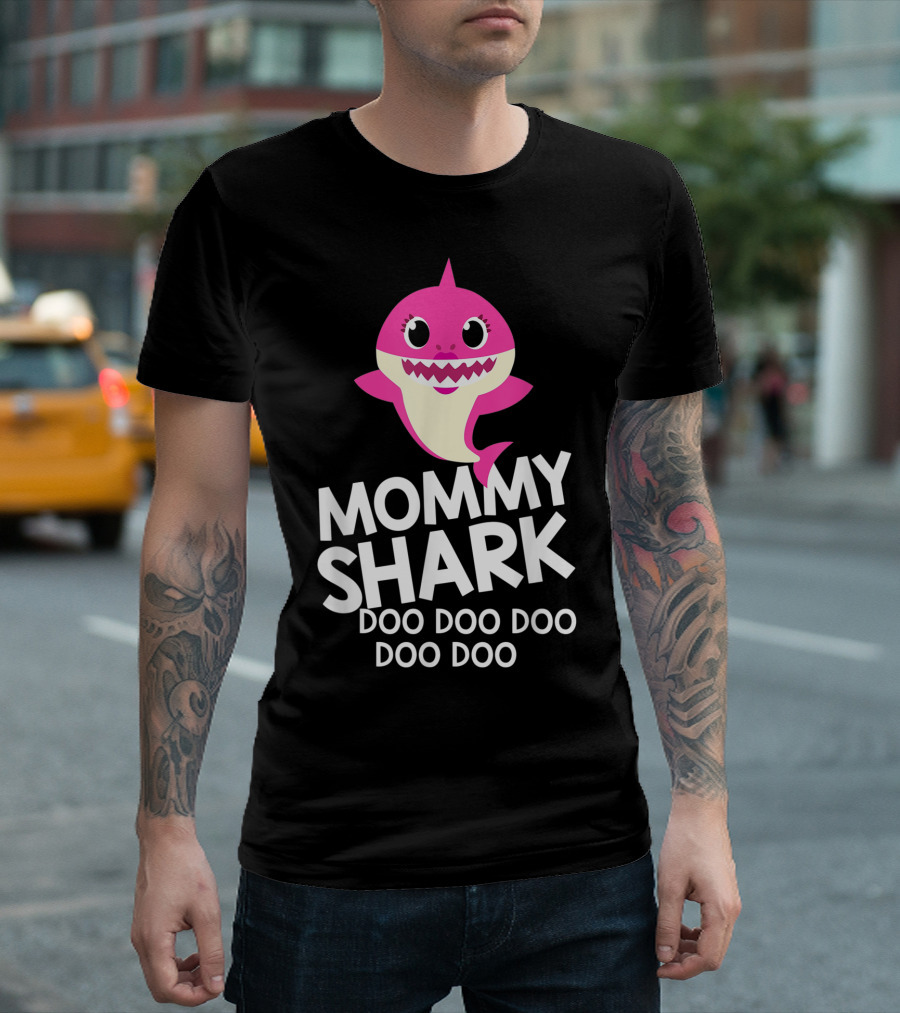 Mommy Shark Doo Doo Doo Doo Doo Pink Cartoon Character T-Shirt