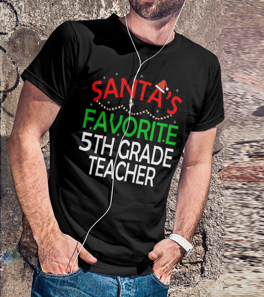Santa's Favorite 5th Grade Teacher Christmas Hat Snowflakes Holiday Lights T-Shirt