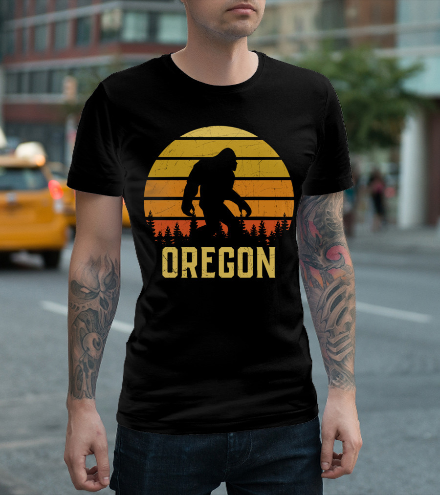 Oregon Bigfoot Sasquatch Believer Sunset T-Shirt