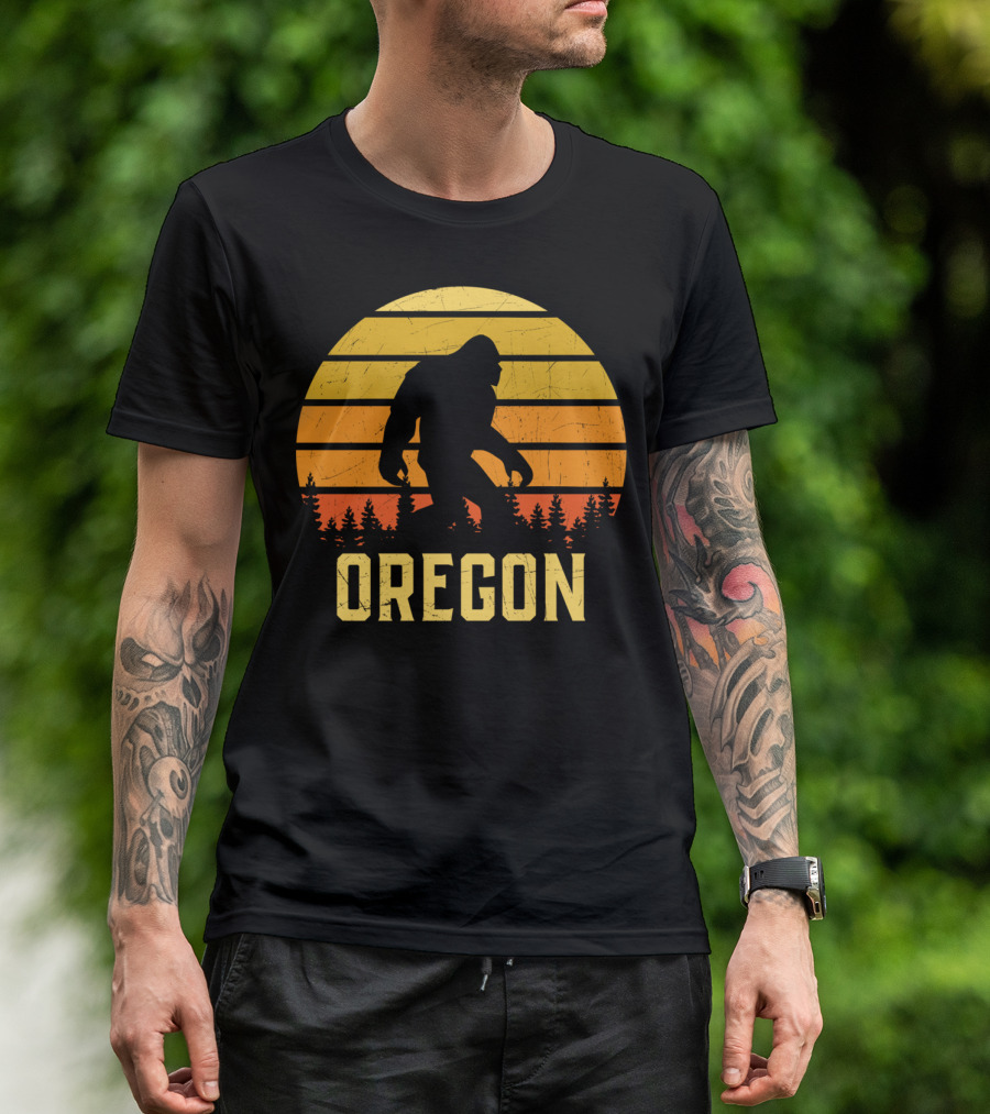 Oregon Bigfoot Sasquatch Believer Sunset T-Shirt