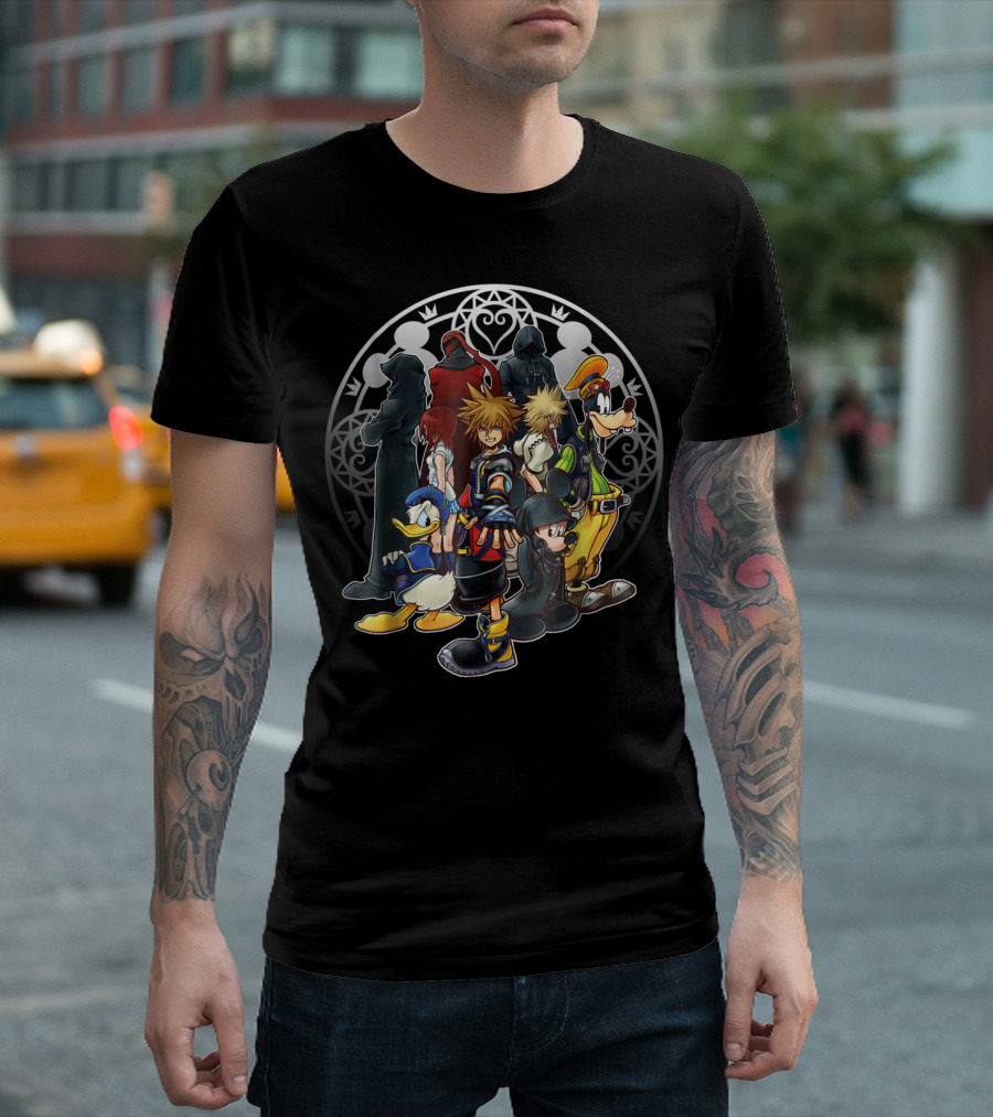 Disney Kingdom Hearts Dark Squad Characters Art Sora Donald Goofy Roxas Mickey Riku Red Hooded Figures T-Shirt
