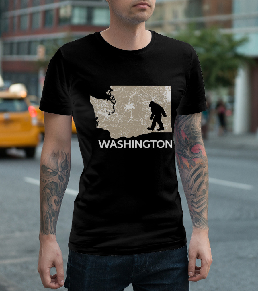 Funny Bigfoot I Believe Washington Map Silhouette Loves Washington T-Shirt