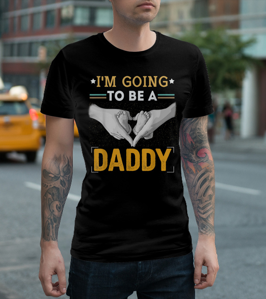 Mens I'm Going To Be A Daddy With Hands And Baby Feet T-Shirt