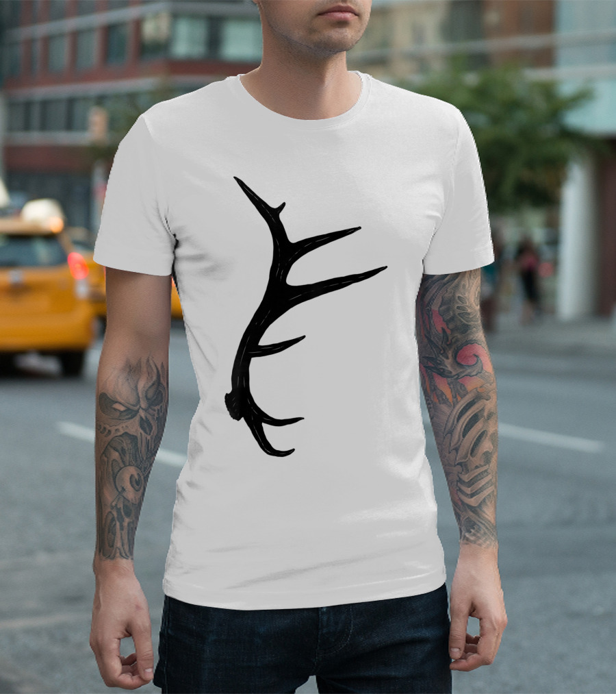 Classic Elk Antler Hunter Elk Horn T-Shirt