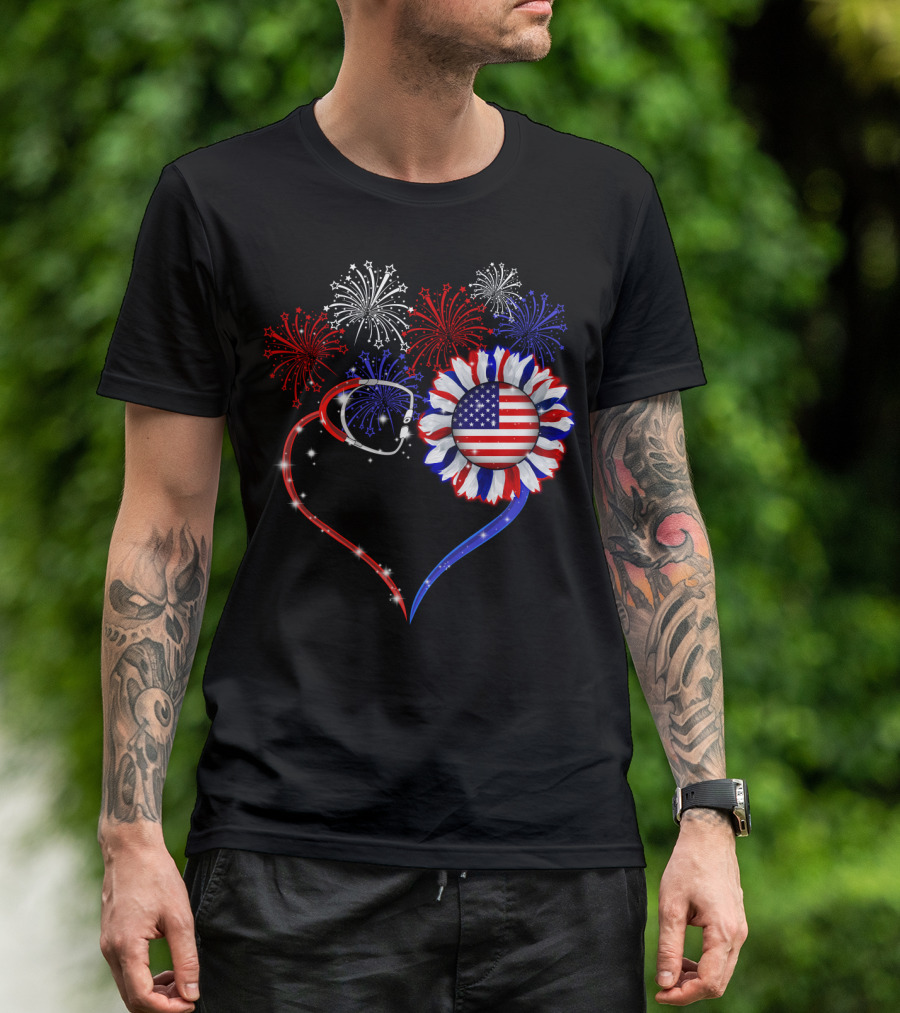 Nurse Patriotic Heart With American Flag And Fireworks T-Shirt
