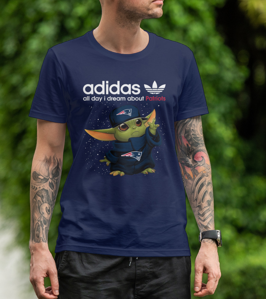 All Day I Dream About Patriots Yoda T-Shirt