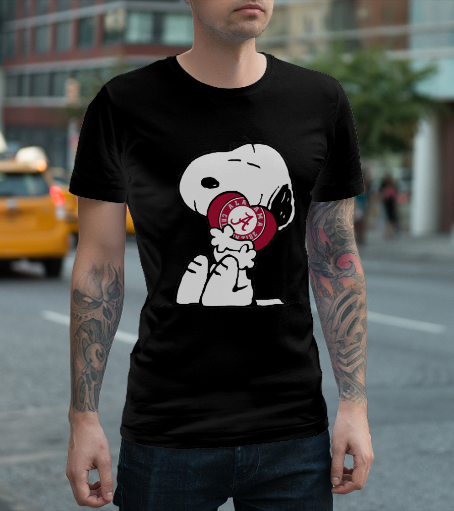 Alabama Crimson Tide Snoopy Hugging Heart T-Shirt