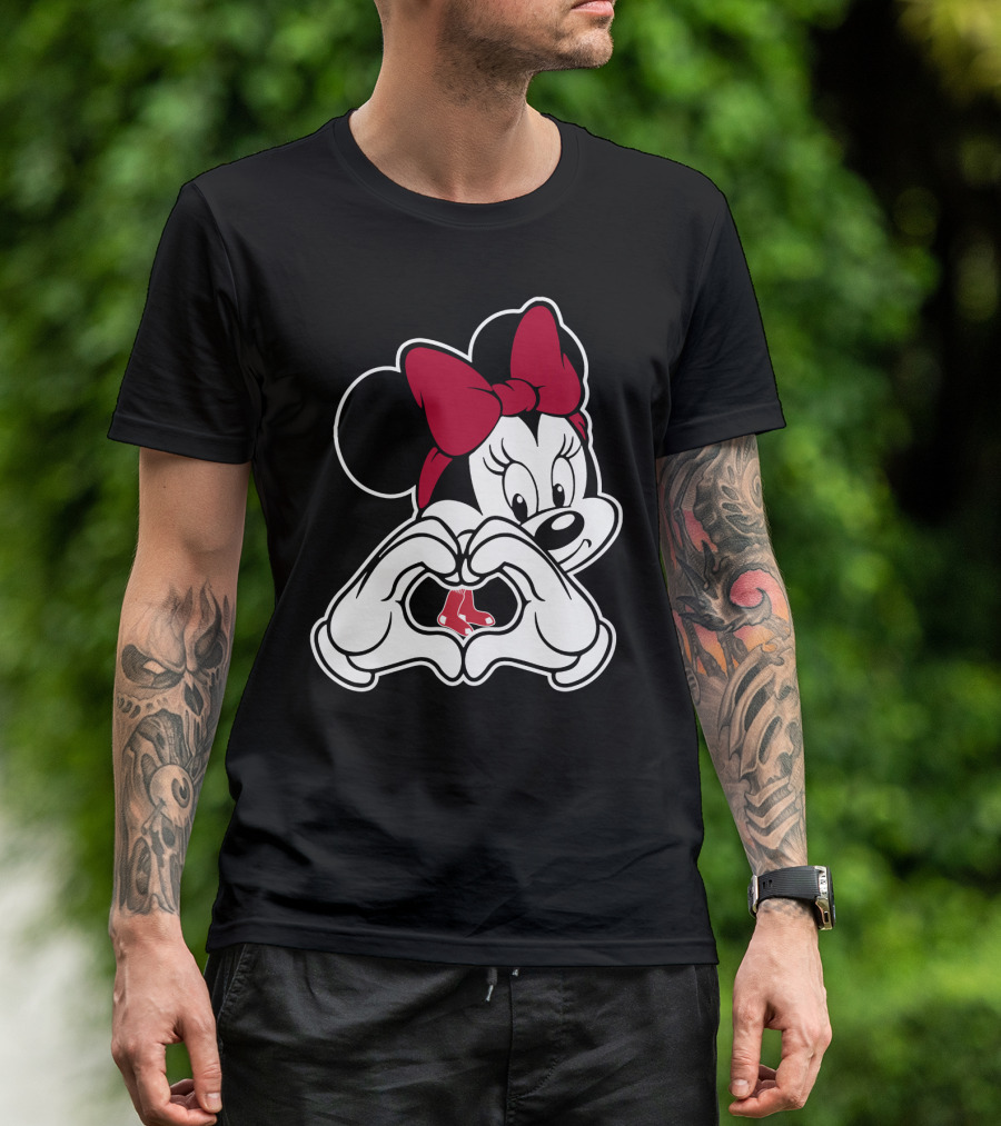 Minnie Mouse Heart Hands Boston Red Sox T-Shirt