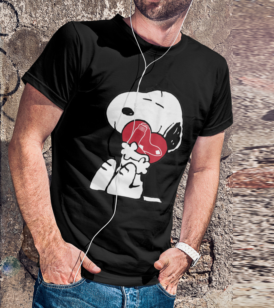 Snoopy Hugging Boston Red Sox T-Shirt
