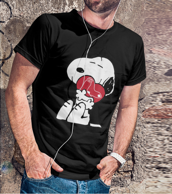 Snoopy Hugging Boston Red Sox T-Shirt
