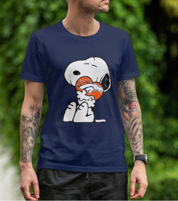 Denver Broncos Snoopy Hugging Football T-Shirt
