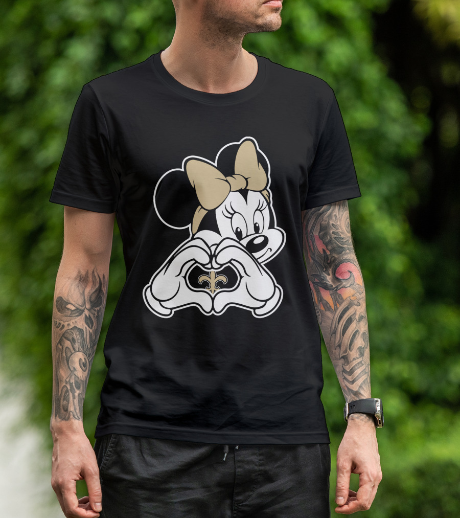 Minnie Mouse Heart Hands New Orleans Saints T-Shirt
